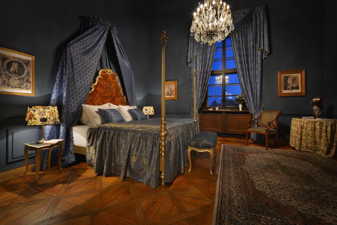 Chateau Loucen Garden Retreat Bagian luar foto