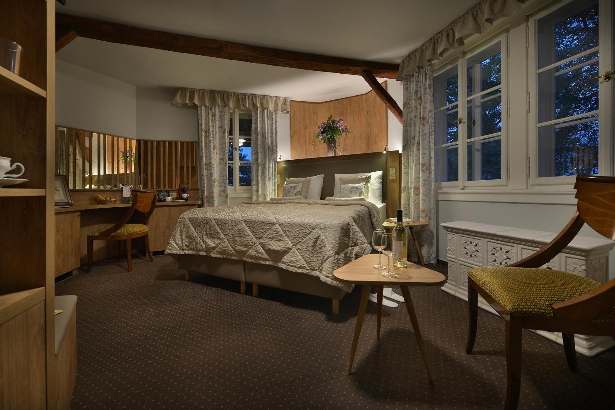 Chateau Loucen Garden Retreat Bagian luar foto