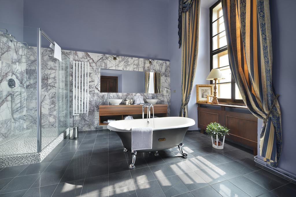 Chateau Loucen Garden Retreat Bagian luar foto
